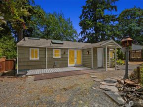 14023 Meridian Avenue N, Seattle WA 98133