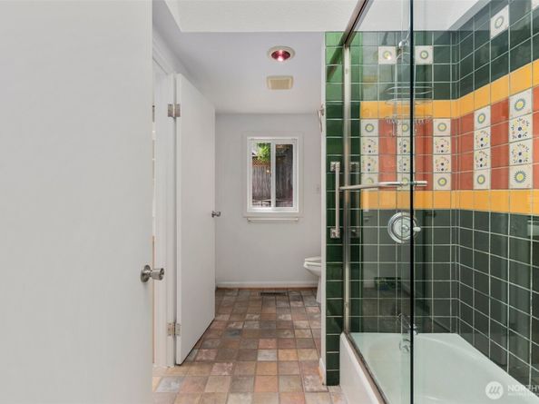 14023 Meridian Avenue N, Seattle WA 98133