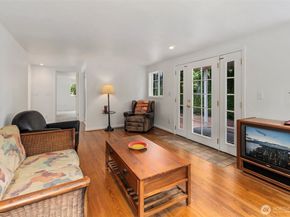 14023 Meridian Avenue N, Seattle WA 98133