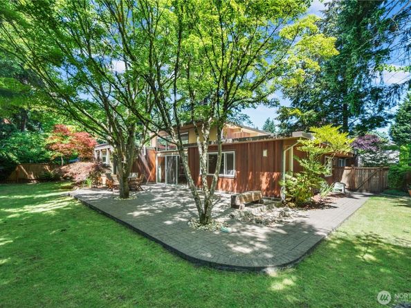 7623 NE 123rd Street, Kirkland WA 98034