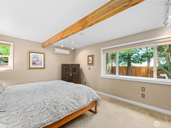 7623 NE 123rd Street, Kirkland WA 98034