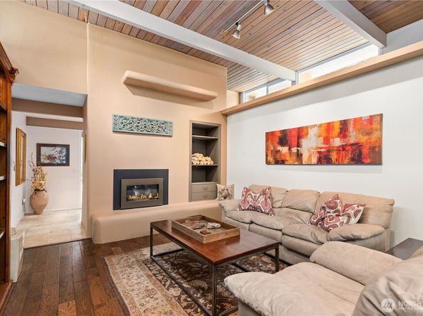 7623 NE 123rd Street, Kirkland WA 98034