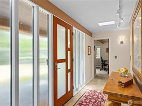 7623 NE 123rd Street, Kirkland WA 98034