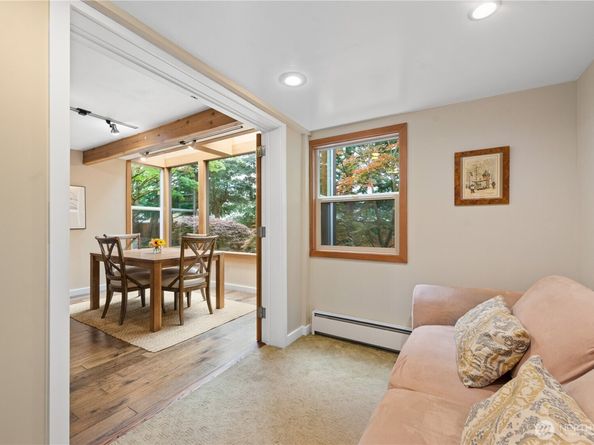 7623 NE 123rd Street, Kirkland WA 98034