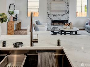 21407 39th Drive SE A, Bothell WA 98021