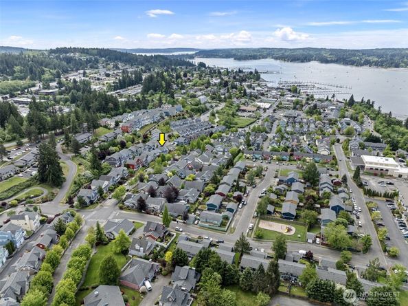 19554 Jensen Way NE, Poulsbo WA 98370