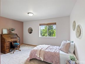 19554 Jensen Way NE, Poulsbo WA 98370