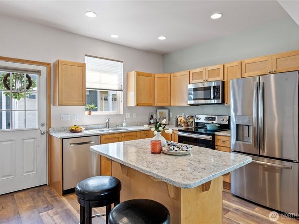 19554 Jensen Way NE, Poulsbo WA 98370