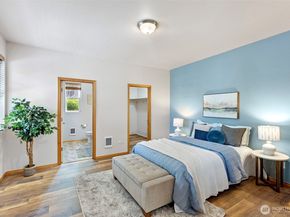 19554 Jensen Way NE, Poulsbo WA 98370