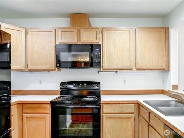 8515 244th Street SW A2, Edmonds WA 98026