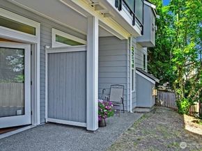 8515 244th Street SW A2, Edmonds WA 98026