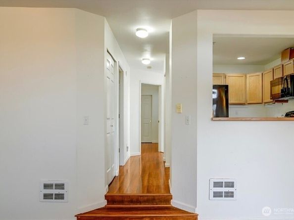8515 244th Street SW A2, Edmonds WA 98026