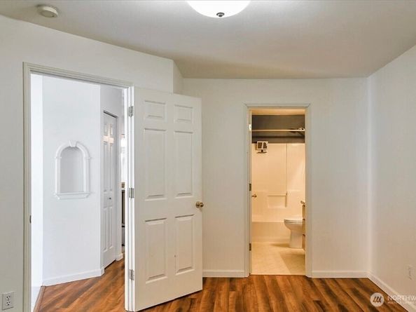 8515 244th Street SW A2, Edmonds WA 98026