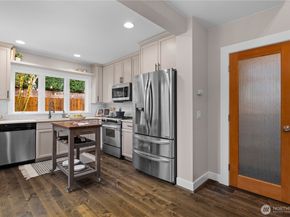 3773 SW Grayson Street, Seattle WA 98126