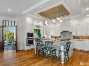 3723 41st Avenue SW, Seattle WA 98116