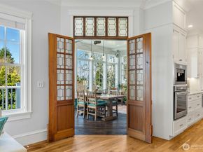 3723 41st Avenue SW, Seattle WA 98116