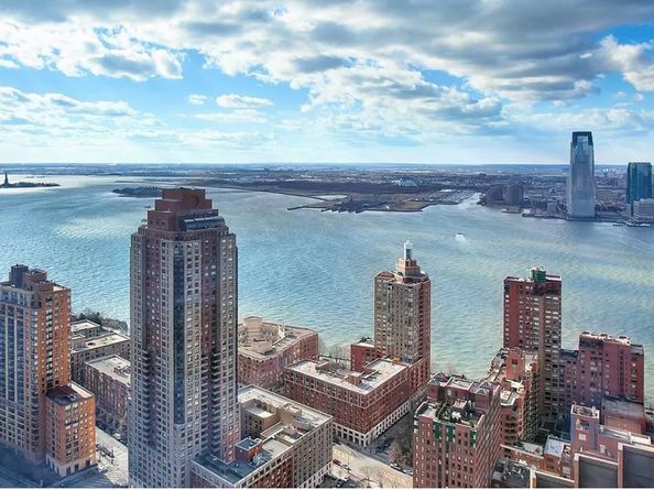 123 Washington Street 42D, New York NY 10006