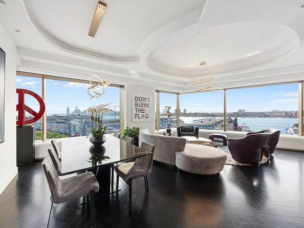 551 West 21st Street 7B, New York NY 10011