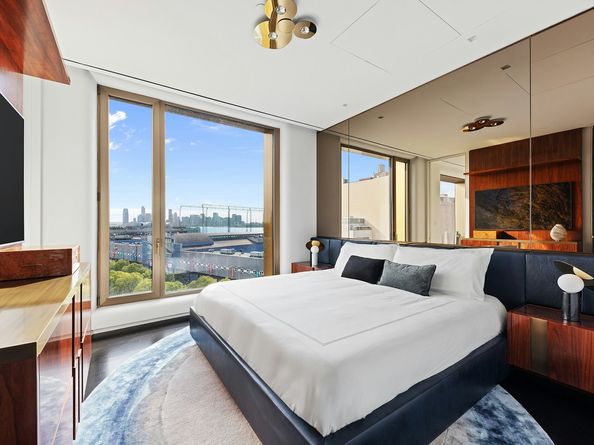 551 West 21st Street 7B, New York NY 10011