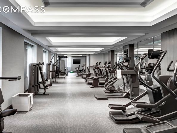 2 East 55th Street 815 W29, New York NY 10022