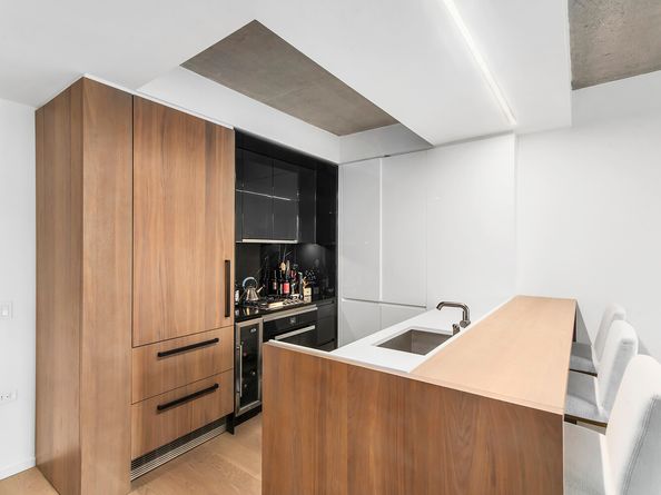 196 Orchard Street 5F, New York NY 10002