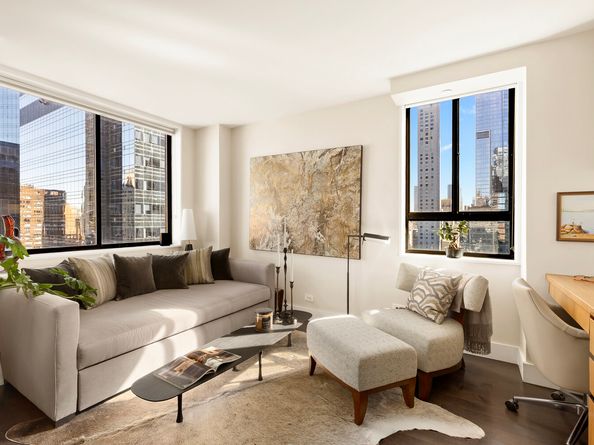 347 West 57th Street 28C, New York NY 10019