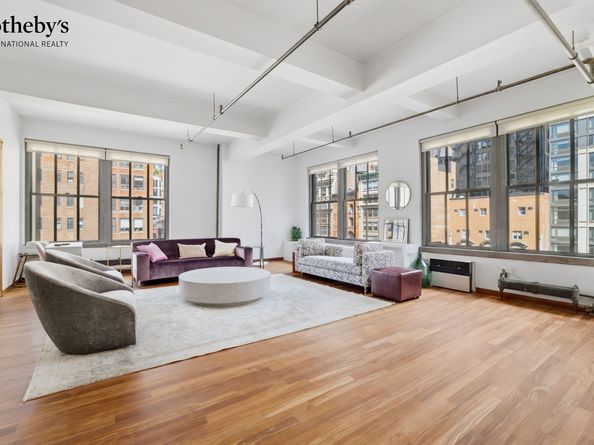 11 West 30th Street 10R, New York NY 10001