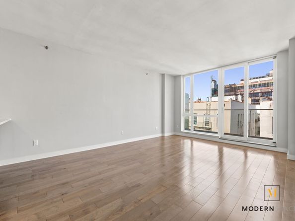 11-35 45th Avenue 5E, Queens NY 11101
