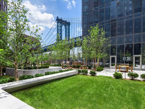 252 South Street 61L, New York NY 10002