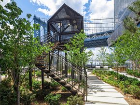 252 South Street 61L, New York NY 10002