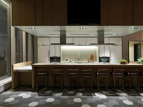 252 South Street 61L, New York NY 10002