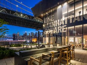 252 South Street 61L, New York NY 10002