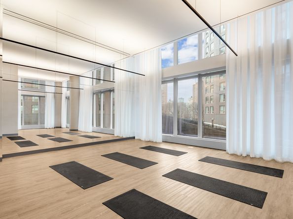 252 South Street 61L, New York NY 10002