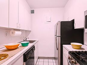 155 East 34th Street 2A, New York NY 10016