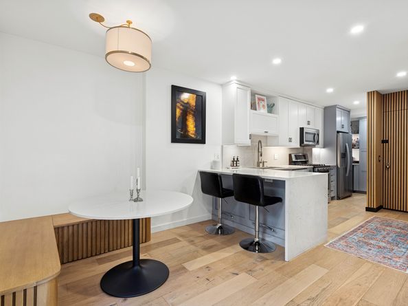 239 East 10th Street 1A, New York NY 10003