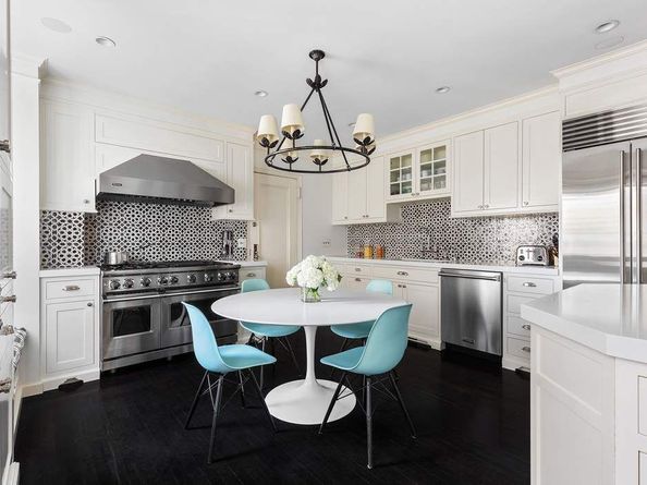 55 East 72nd Street 10S, New York NY 10021