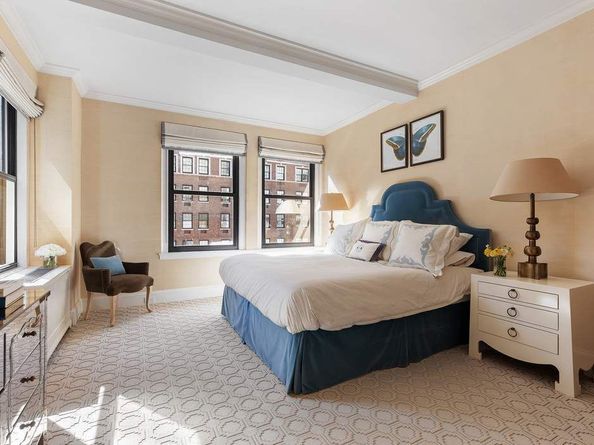 55 East 72nd Street 10S, New York NY 10021