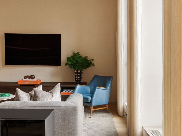505 West 19th Street 4C, New York NY 10011