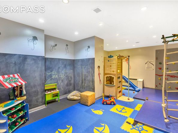 99 John Street 612, New York NY 10038