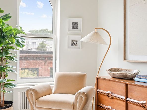 307 7th Street 4L, Brooklyn NY 11215