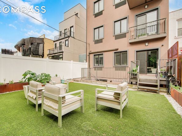 27-34 27th Street 1B, Queens NY 11102