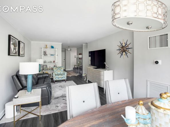 44 West 62nd Street 2F, New York NY 10023