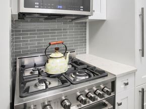 44 West 62nd Street 2F, New York NY 10023