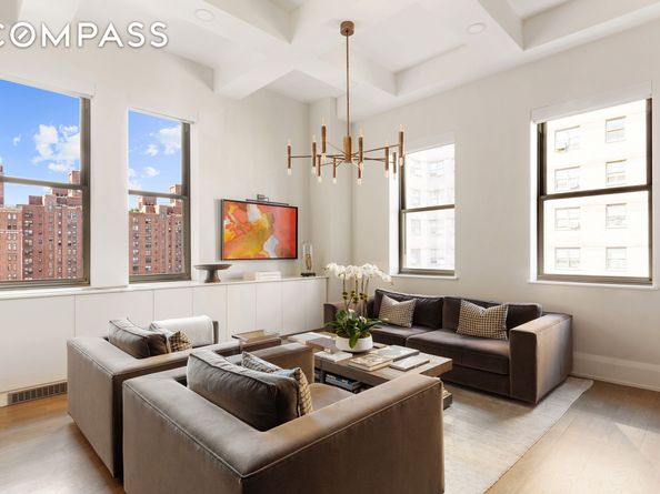 263 9th Avenue 8D, New York NY 10001