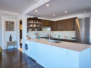 240 East 10th Street 8A, New York NY 10003
