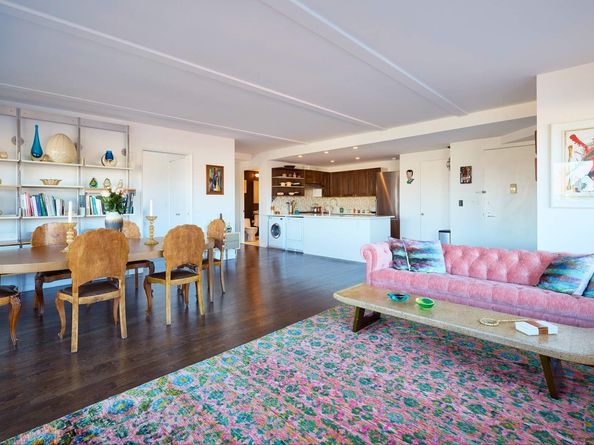 240 East 10th Street 8A, New York NY 10003