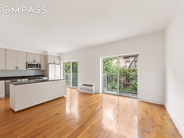 221 West 148th Street 4B, New York NY 10039