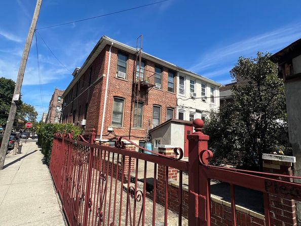 1040 Willmohr Street, Brooklyn NY 11212