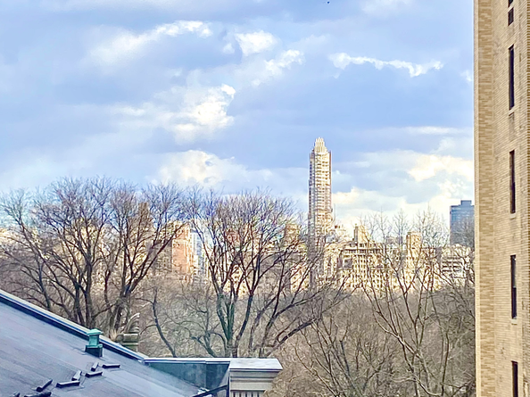 18 West 70th Street 8C, New York NY 10023