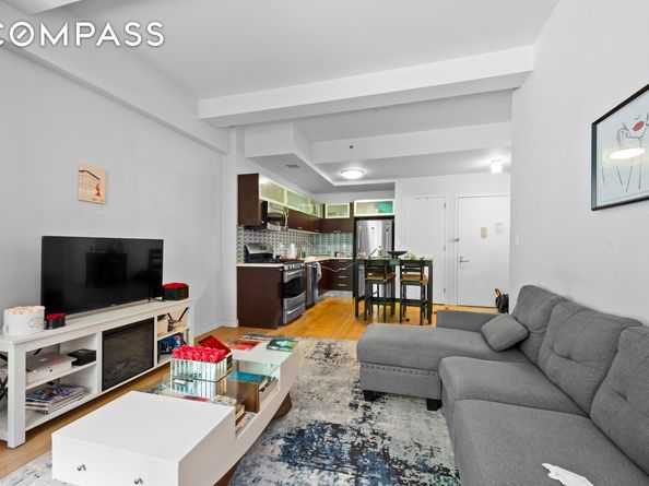 353 East 104th Street 2F, New York NY 10029